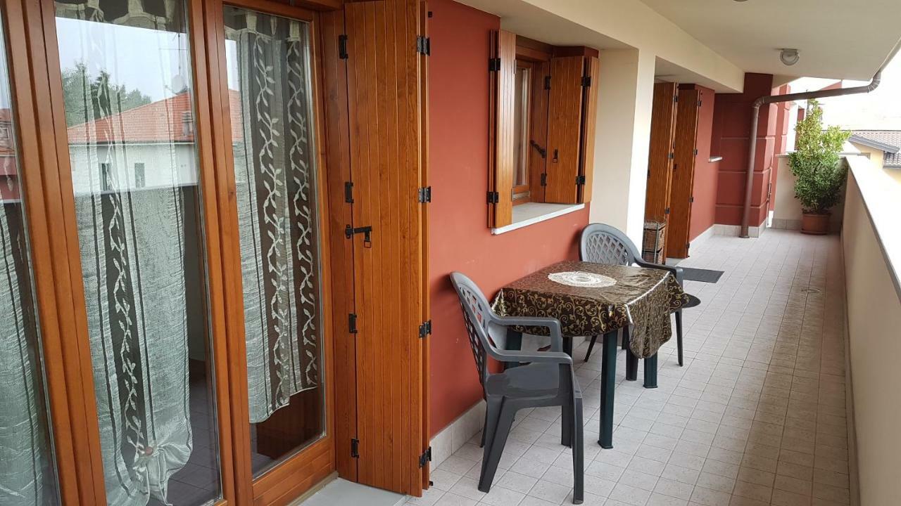 Alice 12 Flat - Apartment Боллате Экстерьер фото